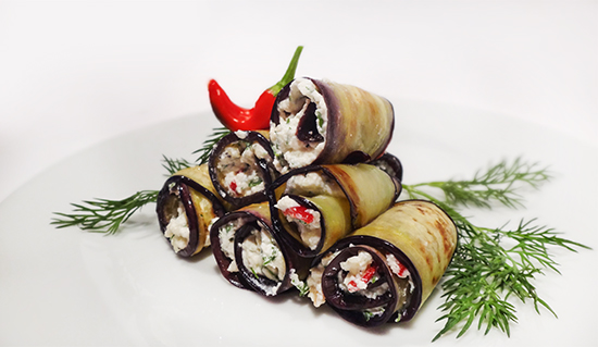 Рулетики из баклажанов с сюзьмой (Eggplant Rolls with Cheese)