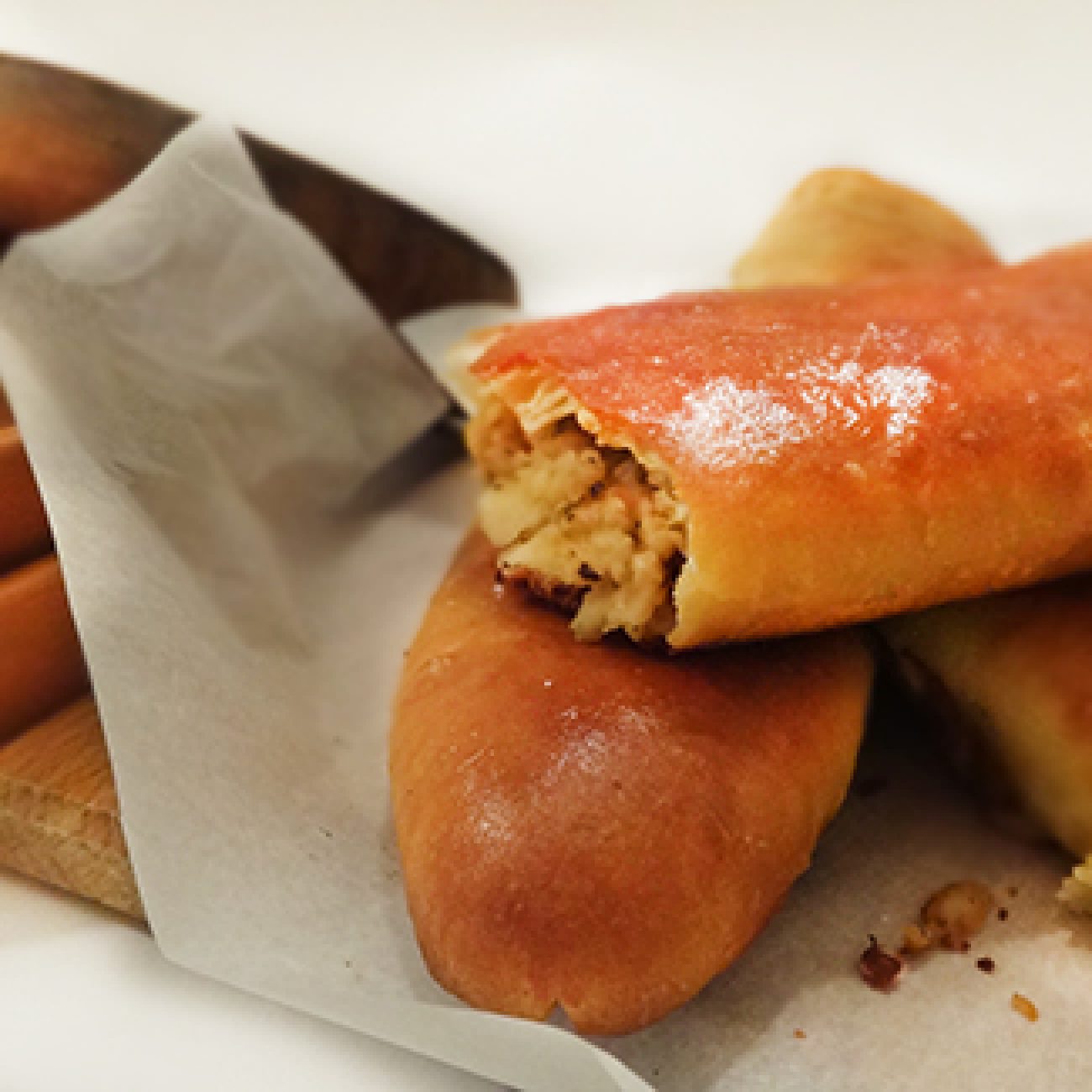 Лобиани (Georgian Bean Bread: Lobiani)