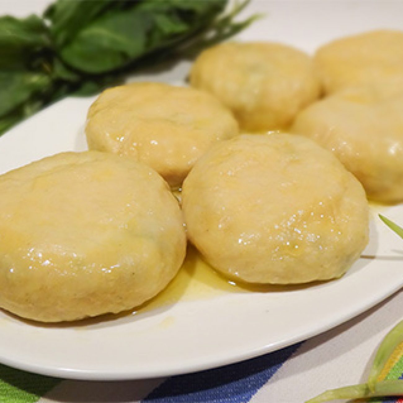 Холтмаш с черемшой (Chechen Dumplings with Wild Herbs and Cheese –  ХьолтIмаш)