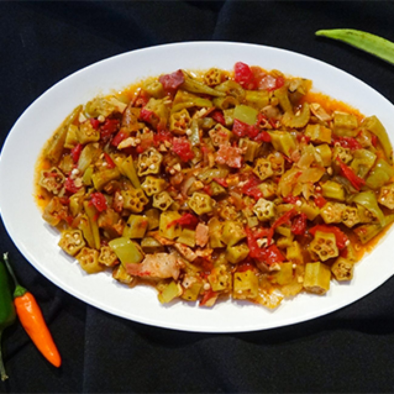 Окра по-луизиански (Louisiana Smothered Okra)