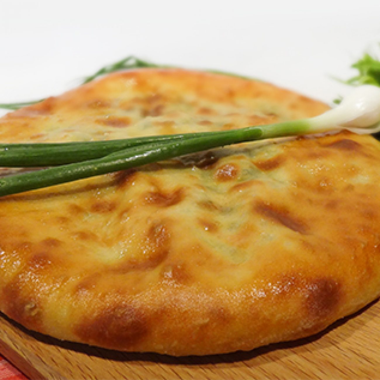 Пирог с молодым сыром и зелёным луком (Pie with Cheese and Green Onions)