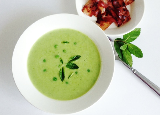 Суп из зеленого горошка с крабовым мясом