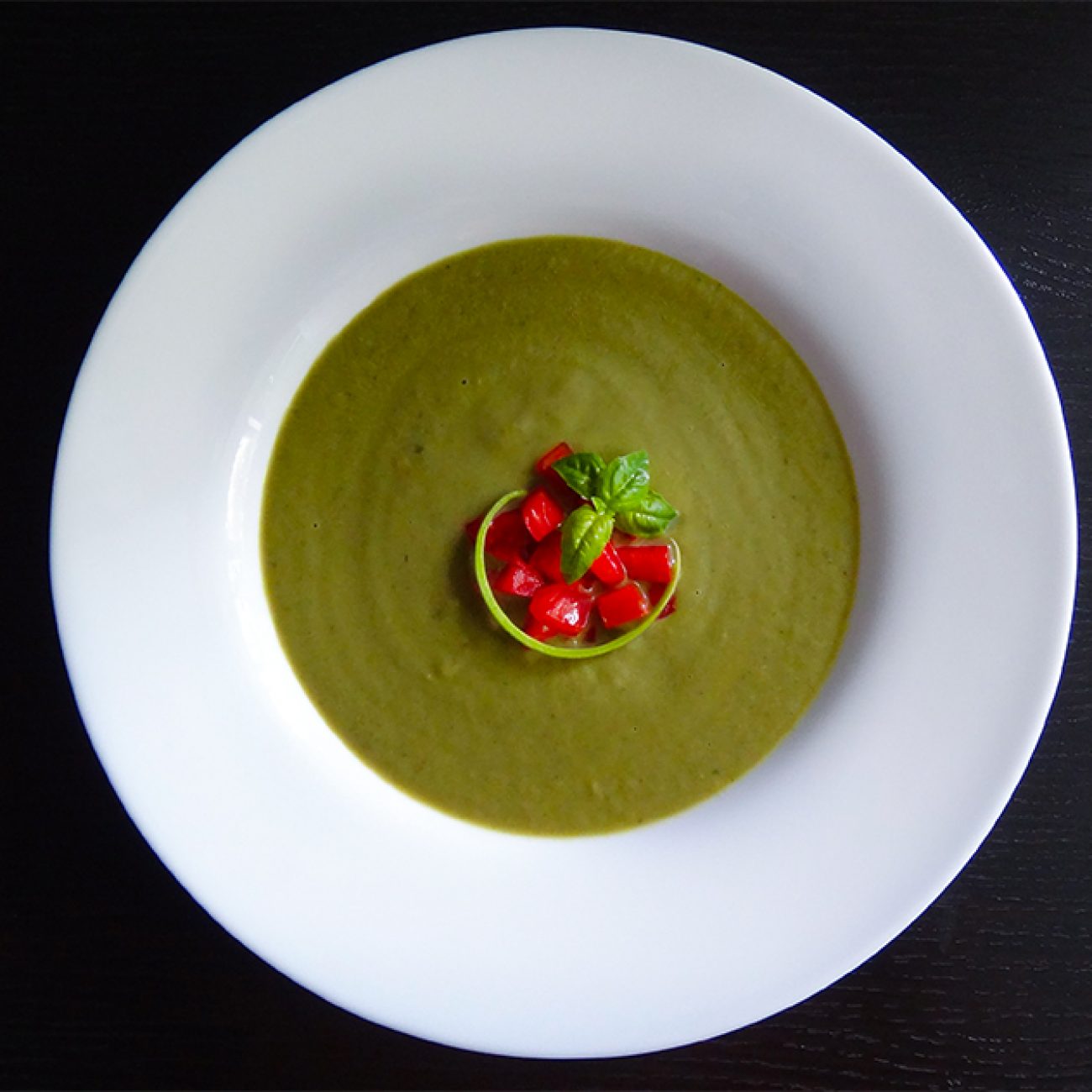 Суп из авокадо с цуккини (Zucchini Avocado Soup)