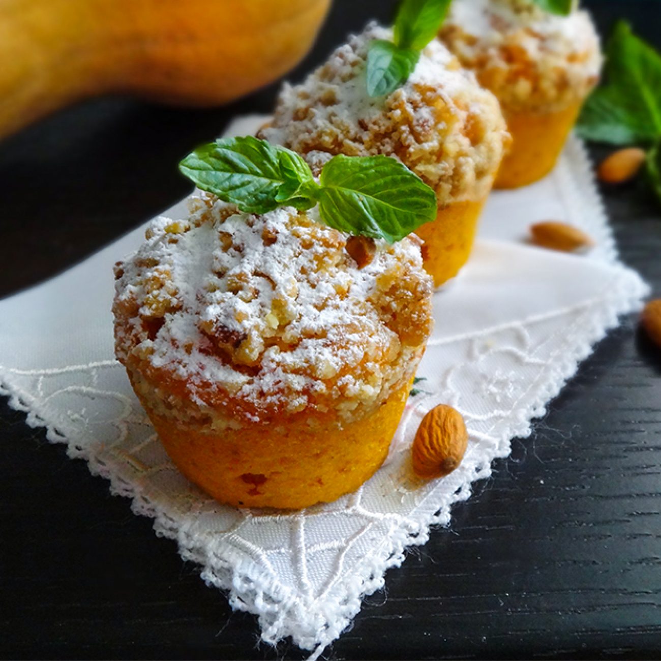 Тыквенные маффины с миндальным штрейзелем (Pumpkin Muffins with Almond  Streusel)