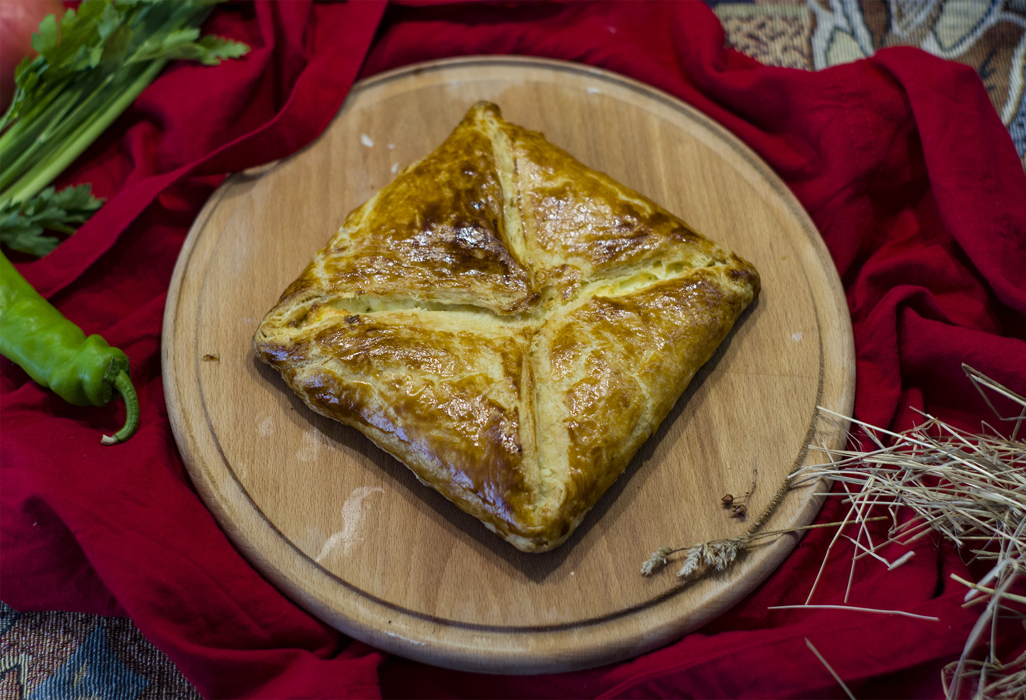 Пеновани хачапури (ფენოვანი ხაჭაპური), пошаговый рецепт на ккал, фото, ингредиенты - Nora