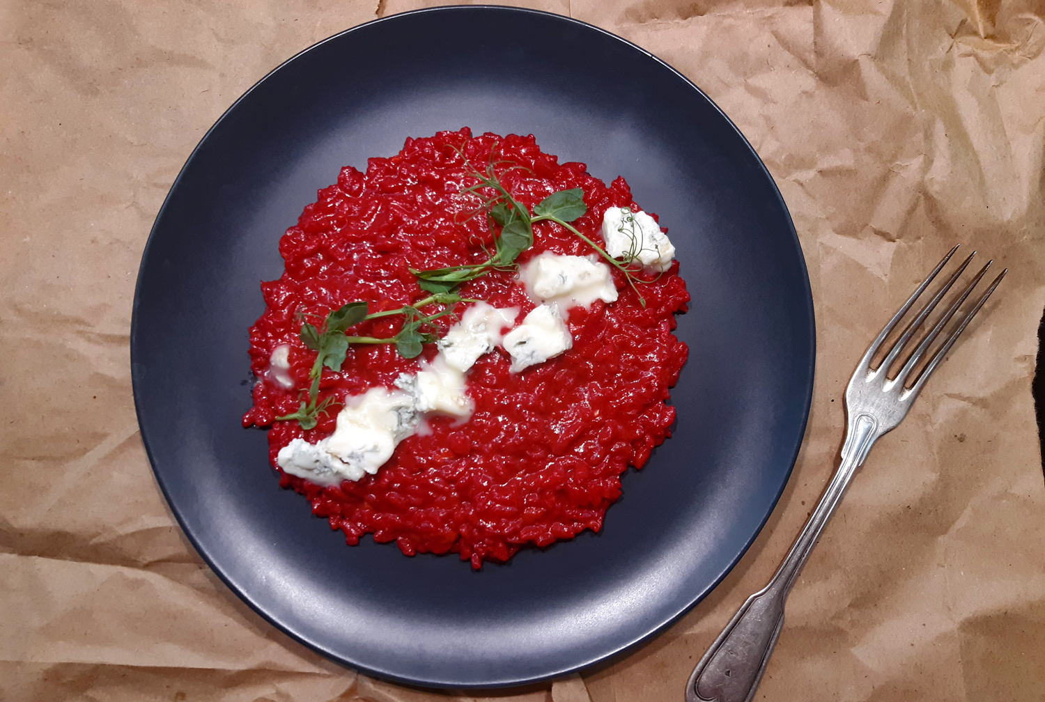 Ризотто со свеклой и горгонзолой (Red Beetroot Risotto)